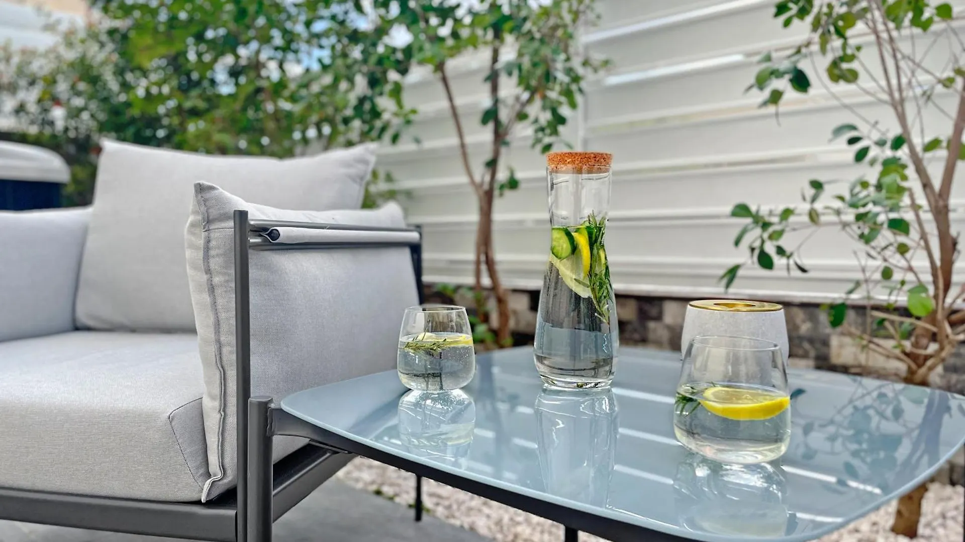 The Encino - Luxury Seaside Suite Larnaca